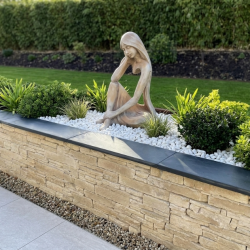 Statue Iseult au jardin