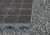 Pose de dalle clipsable sur gravier